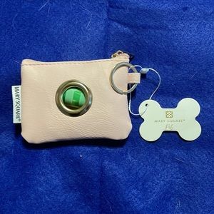 🎉Host Pick 6/8 🎉 NWT Altar’d State poop bag holder- key chain.
